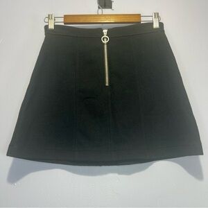 NWT Abercrombie & Fitch Black Zipped Mini Skirt - Size Small
